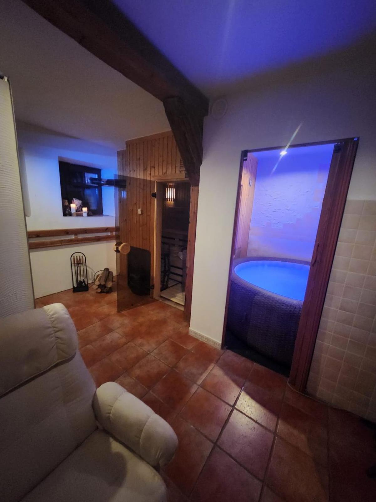 Wichrowe Wzgorza Bed & Breakfast