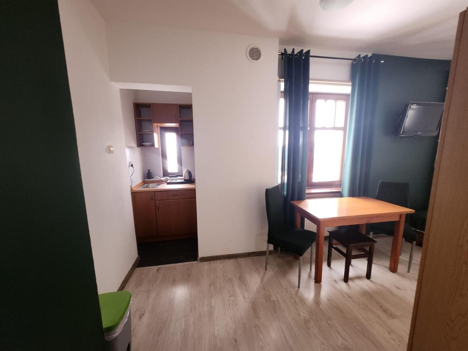 Wichrowe Wzgorza Bed & Breakfast *