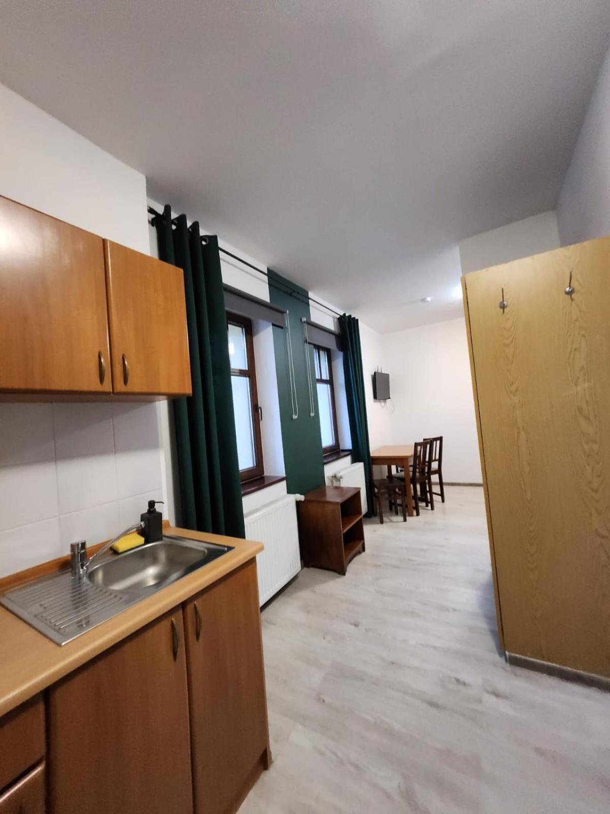 Wichrowe Wzgorza Bed & Breakfast *